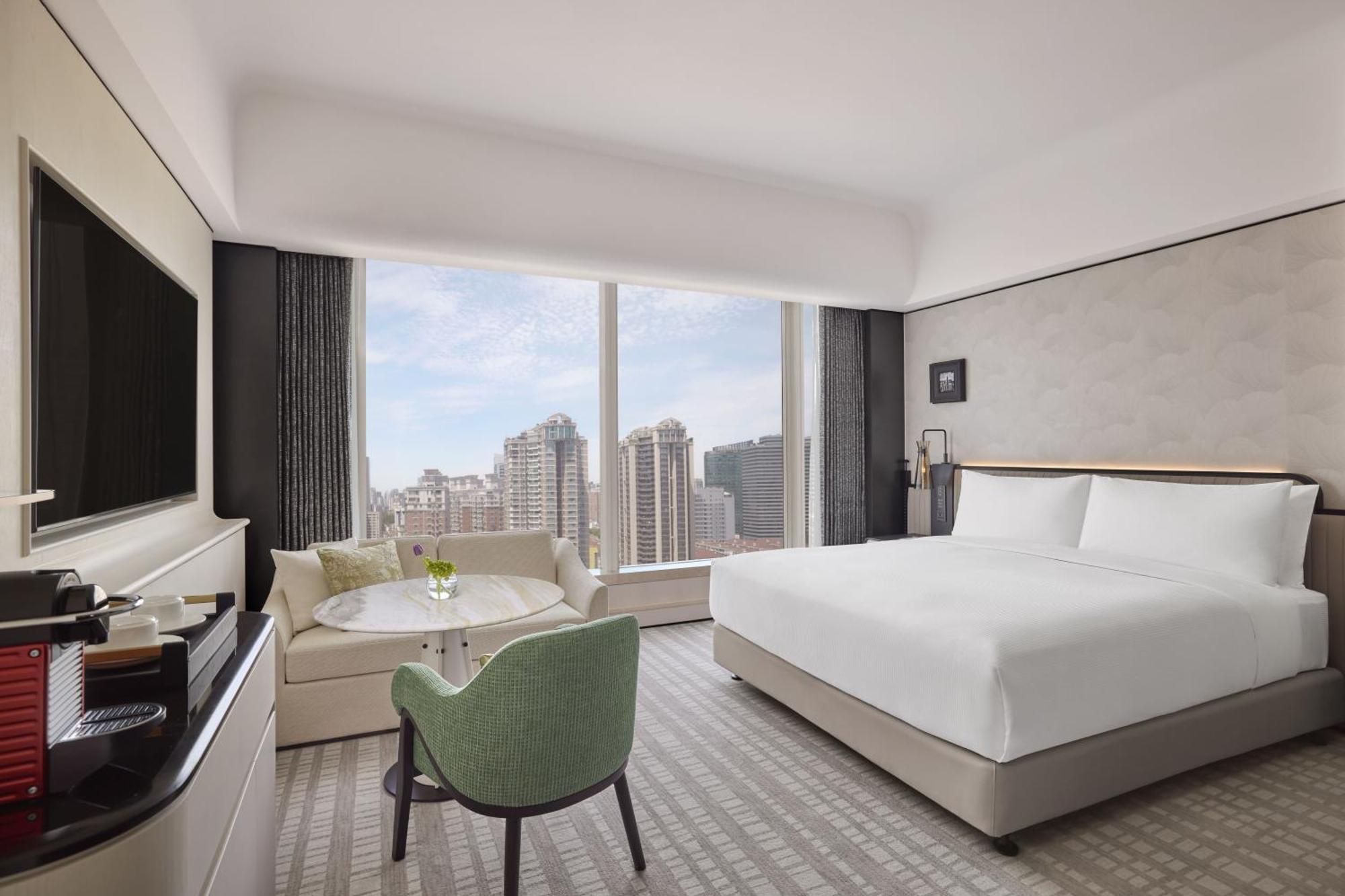 Hilton Shanghai City Center -Steps From Iconic Landmarks Wukang Mansion And Jing'An Temple Room photo